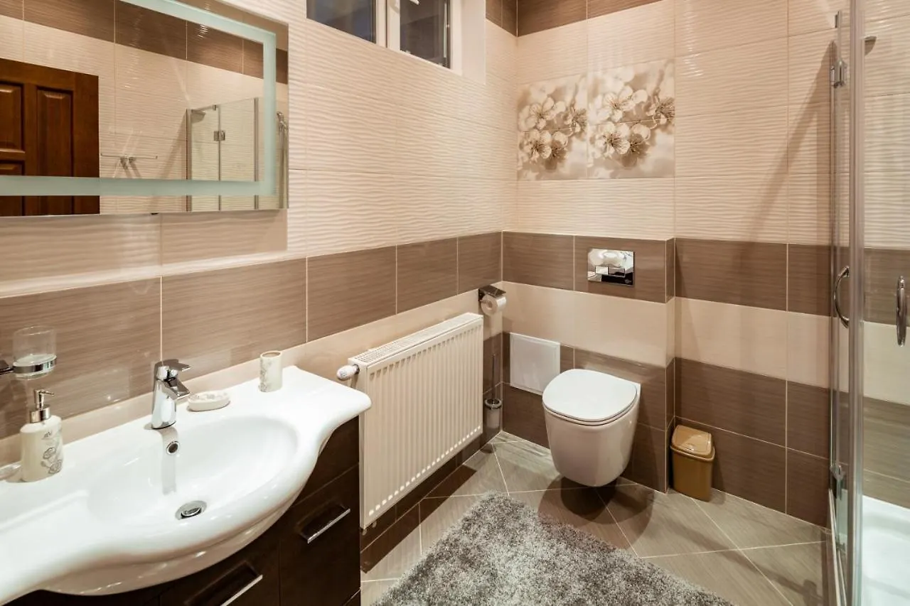 Alfa Apartments Svobody 31 Lviv
